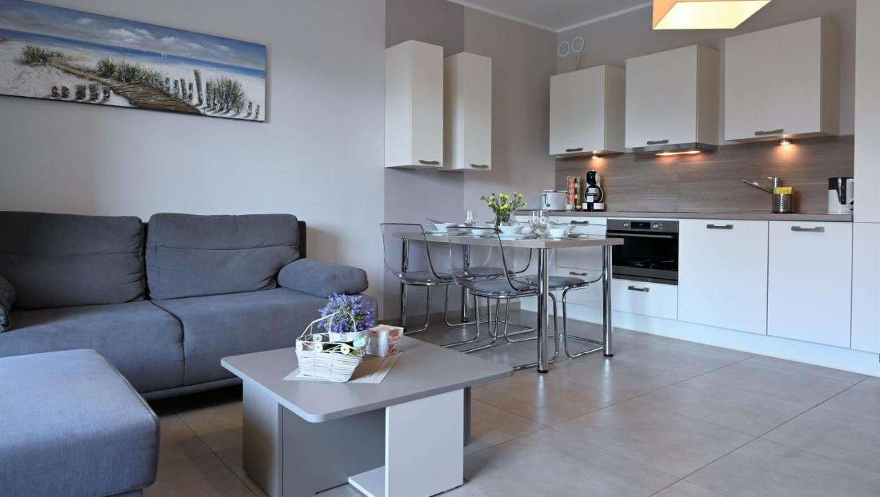 Apartament Plaza 7 - Rezydencja Nadmorska Rogowo Rogowo  Buitenkant foto